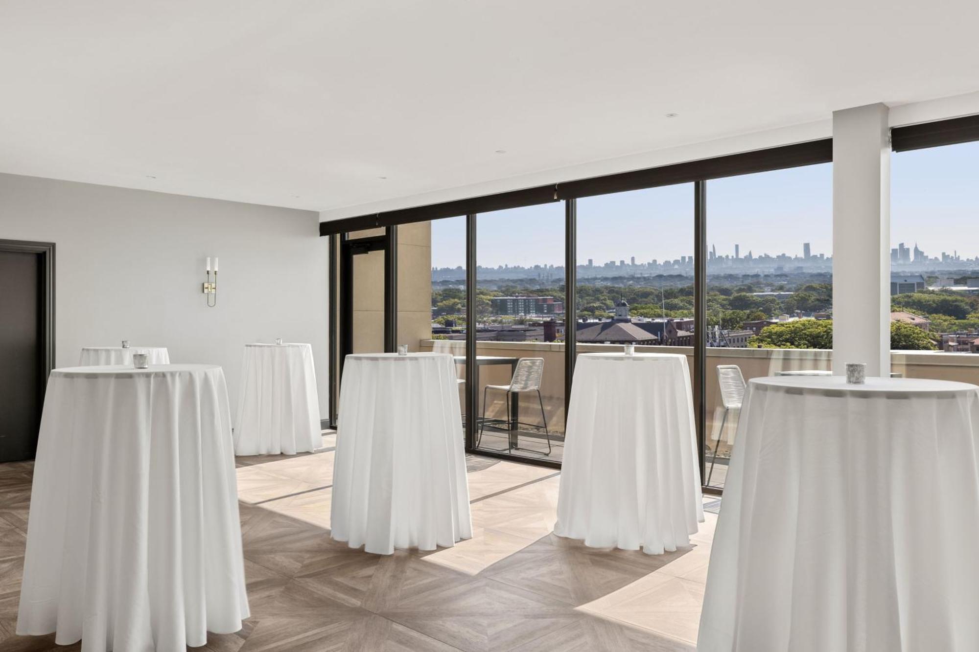 The Mc, Autograph Collection Hotel Montclair Bagian luar foto